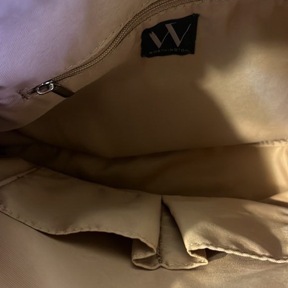 Worthington Tan Woven Shoulder Bag with Silver Hardware/ Zipper Closure - Picture 6 of 7